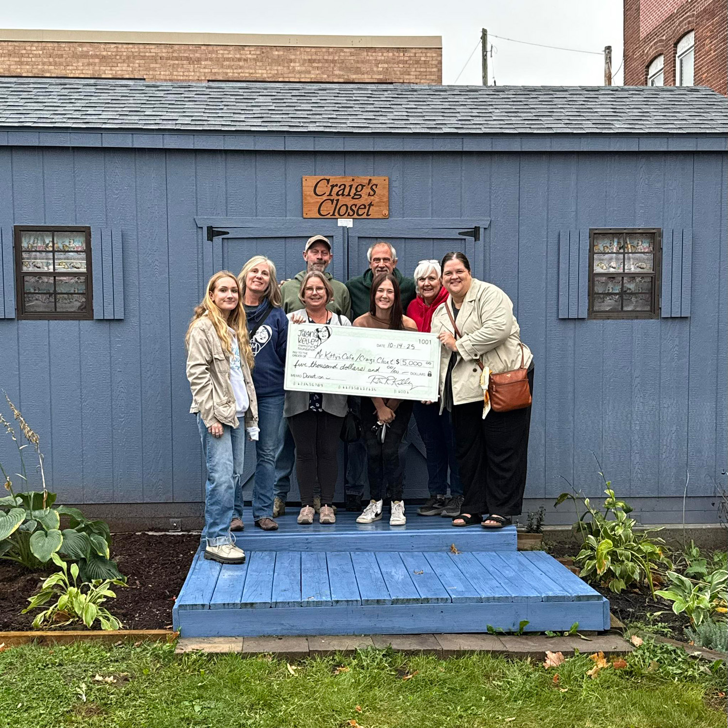 You are currently viewing Mr. Kitty’s Cat Café & Boutique